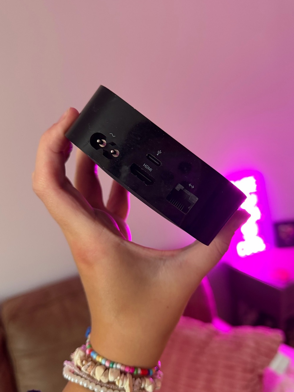 Apple Tv - Picture 4 of 5